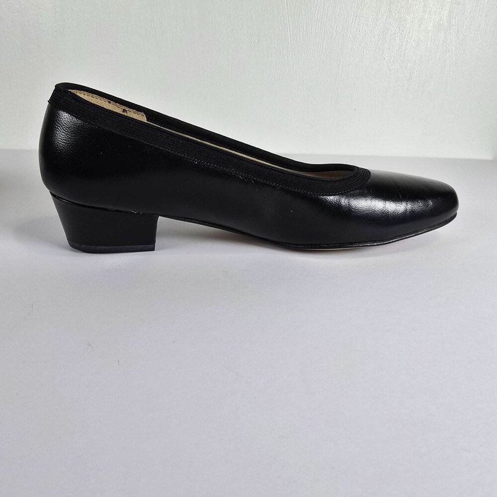 Vintage Johansen Black Leather 1.25" Kitten Heels Slip-On 9AA Made In USA - Picture 11 of 11